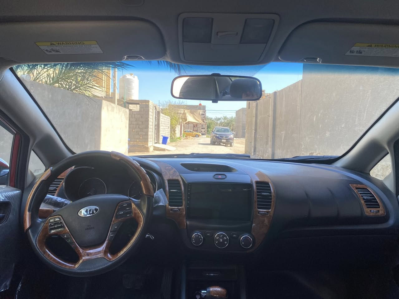 فورتي موديل ١٦ كير ومحرك كفاله ٢٠٠٠ دوش المرغوب سياره جاهزه بيها قطعتين ونص بدون حادث شرط للفحص ليبل واحد مكفوله من الحادث والتبديل سنويه ٣٠ رقم بغداد انكليزي سعرها ٩٥ وبيها مجال ***********
