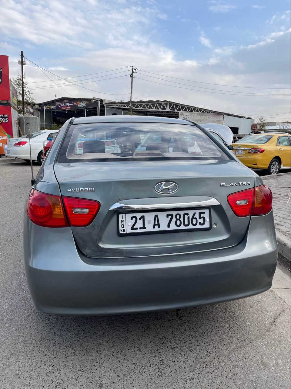 هيونداي النترا ٢٠١١ بي قطعتين صبغ ماشيه ٣٠٠الف مكينه مامفتوح ٤ تايرات جدد بطاريه جديده صدر جديد معمره سعرها ٩٥ ورقه وبيها مجال للطيبين للاستفسار *********** كركوك, العراق
