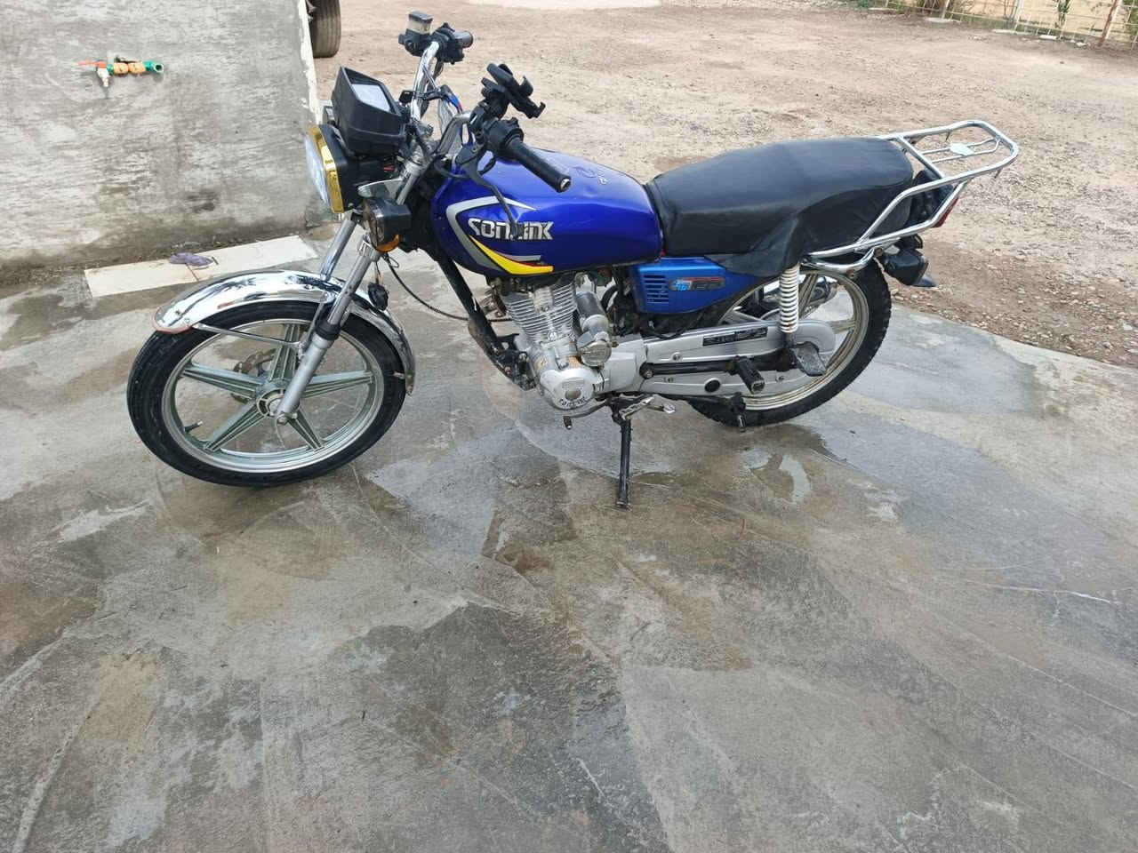 ***********
بغداد حي الجهاد 
475 وبيها مجال
