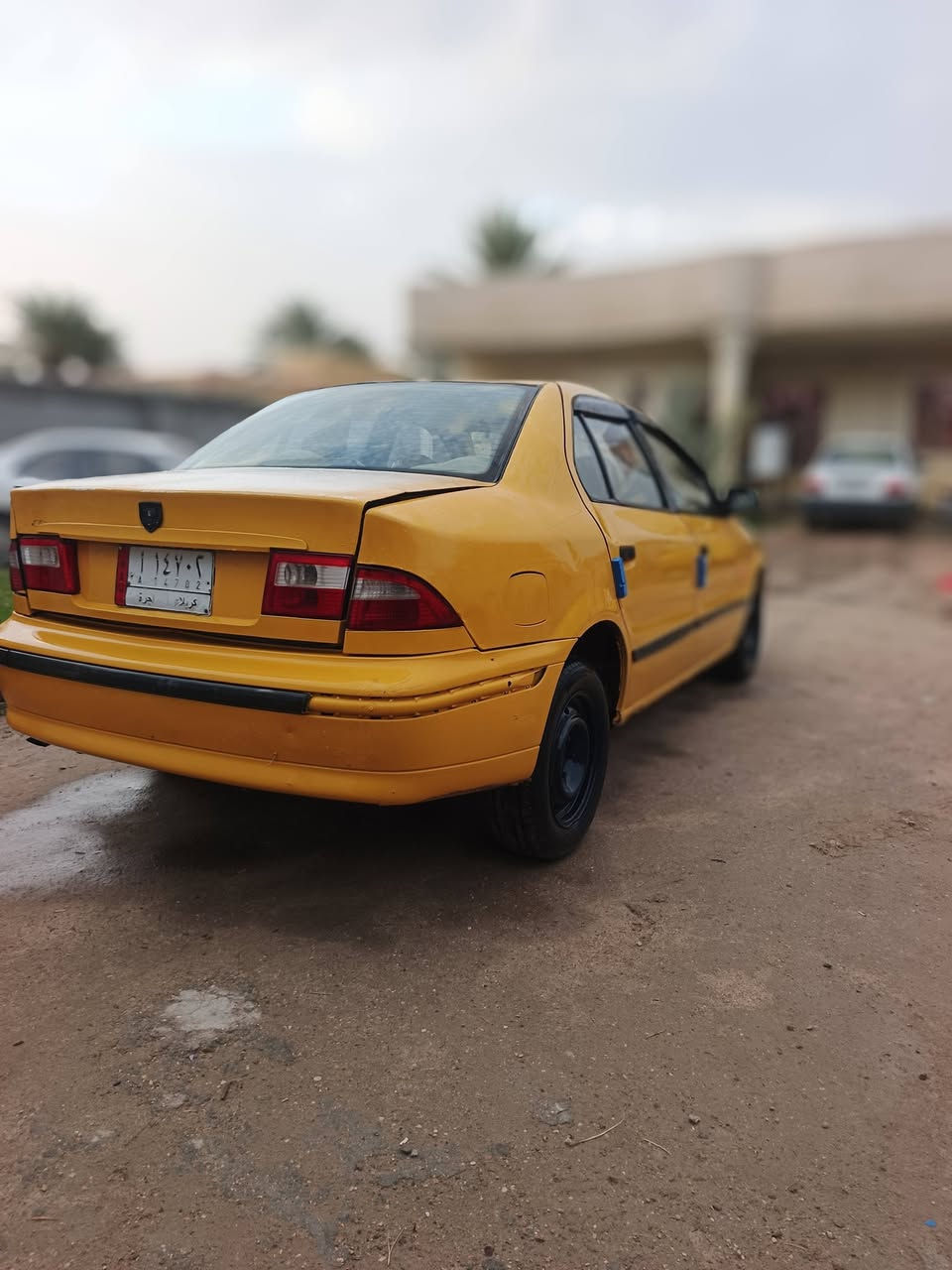 سمند 2011 للبيع
السياره حلوه داخل مدوشم وجديد ارضيه جلد رقم كربلاء الماني مشروع وطني مداور شوكت متحب مصفره هيئه وغرامات كيرها حلو مكينتها ناعمه ونشطه بس بيها خيط بخار حداديه حلوه تخم تاير جديد وباتري جديد 
مكاني #كربلاء شارع بغداد #السعر25 وبيها مجال للطيبين 
#اخوان_بيع_مستعجل  ***********
