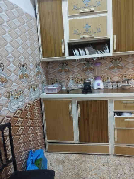 100متر وقف سني اصولي مدفوع سنة 2025 نت مجاني على طول السنه من دائرة الكهرباء قاطين اربعة غرف وصحيات العدد3 واجهة عشرة ونزال عشرة خمسة دقاىق على التبليط والجيران ذهب  السعر 75 البصرة***********
