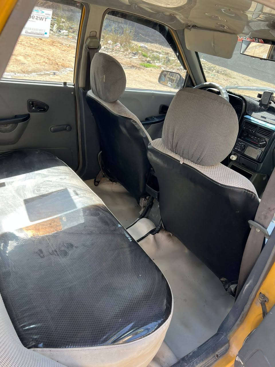 سايبا.. 2010.
كير ومكينه مكفولات.
تبريد شغال. كهربائيات كامله.
دوشمه جديده. ارضيات جلد.
ما نقصها اي شي. سعر 30
وبيها مجال حك الجيه 
رقم الهاتف ***********.
