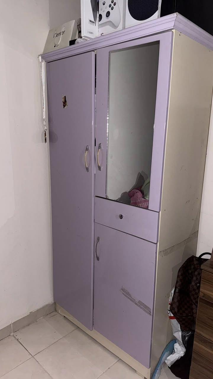 اغراض منزلية للبيع
للتواصل واتساب ***********
