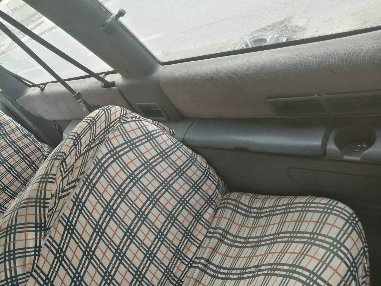 السلام عليكم ورحمة الله دوج كلايزر موديل ١٩٩٢ رقم بغداد انكليزي باسمي  مكينه وكير بلاديات ٣٣٠٠  كهربائيات كاملة كشن كهربائي جام كهربائي . كشرشوف العين بي تلكيطات بسيطه نقصها دبلات امامي والكير بي خلل بلنمرة ال٤ مرة تجي ومرة لا ناس علما ان العقل جديد والحساسات جدد وغراض التبريد موجودة بس ماشادهن   سعرها ٣٠$ مكاني بغداد الحسينية مالراشدية  للاستفسار اكثر متواجد عالخاص


**إذا كنت صاحب هذا الإعلان وتريد حذفه لأي سبب، رجاءا أرسل رسالة إلى الدعم الفني**