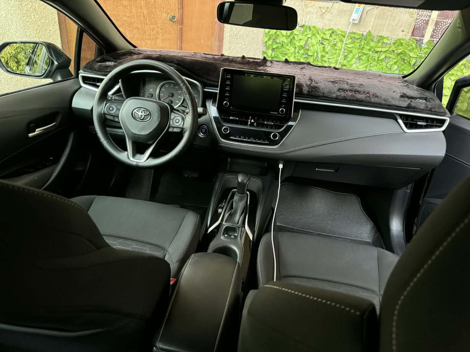 كورلا هاج باك
٢٠٢١ se 
السيارة جاهزة من كلشي صور السيارة مع الحادث
مكان السيارة السيدية
للاستفسار اكثر اتصلوا بالرقم
***********
