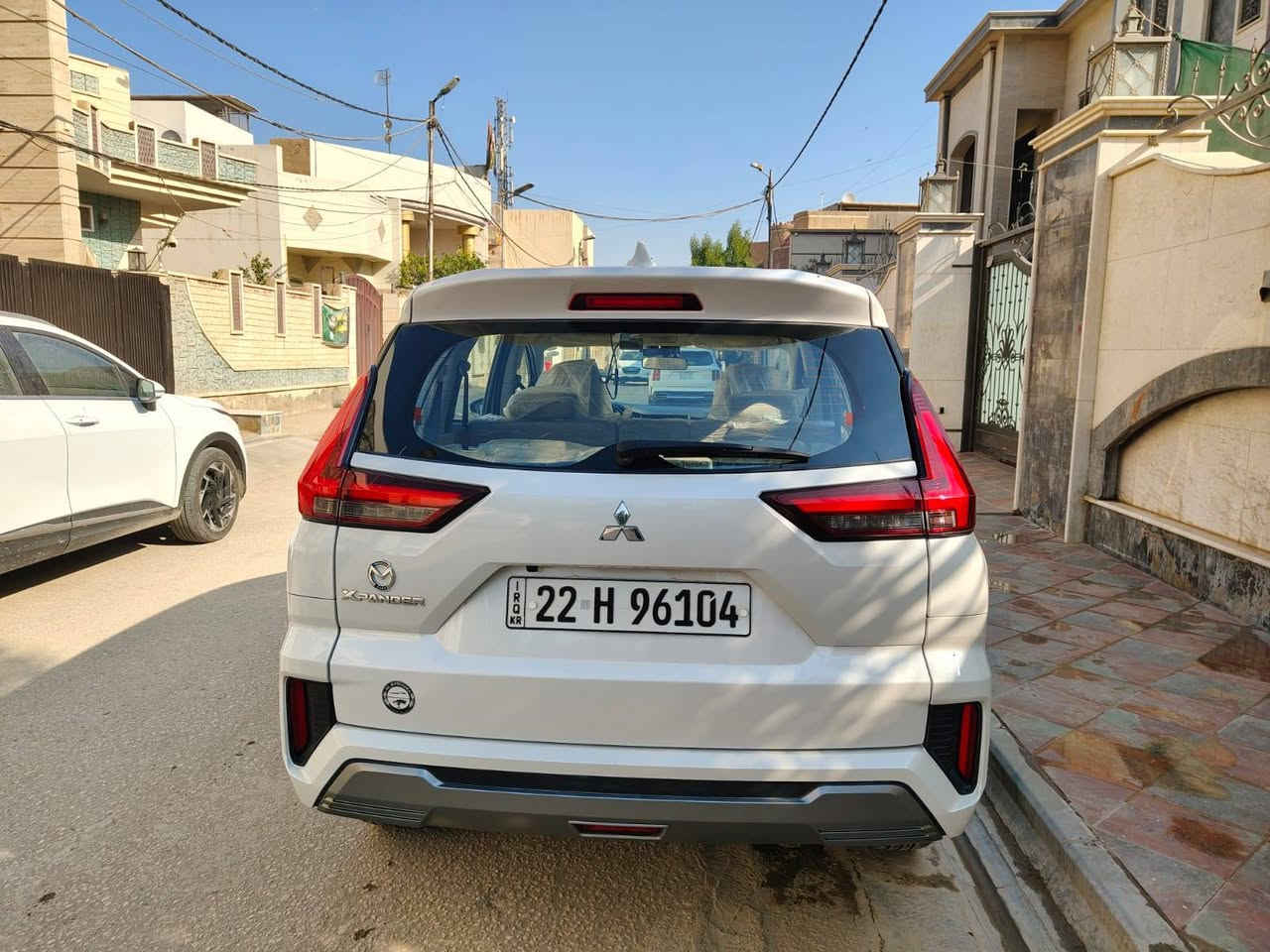 مسيوبيشي اكسباندر خليجي مكفوله بعدهه زيرو ماشيه ٩٠٠٠ الف فول عدا الفتحه ٧ راكب السعر ١٦٣ وبيهه مجال *********** بسمي تحويل مباشر
