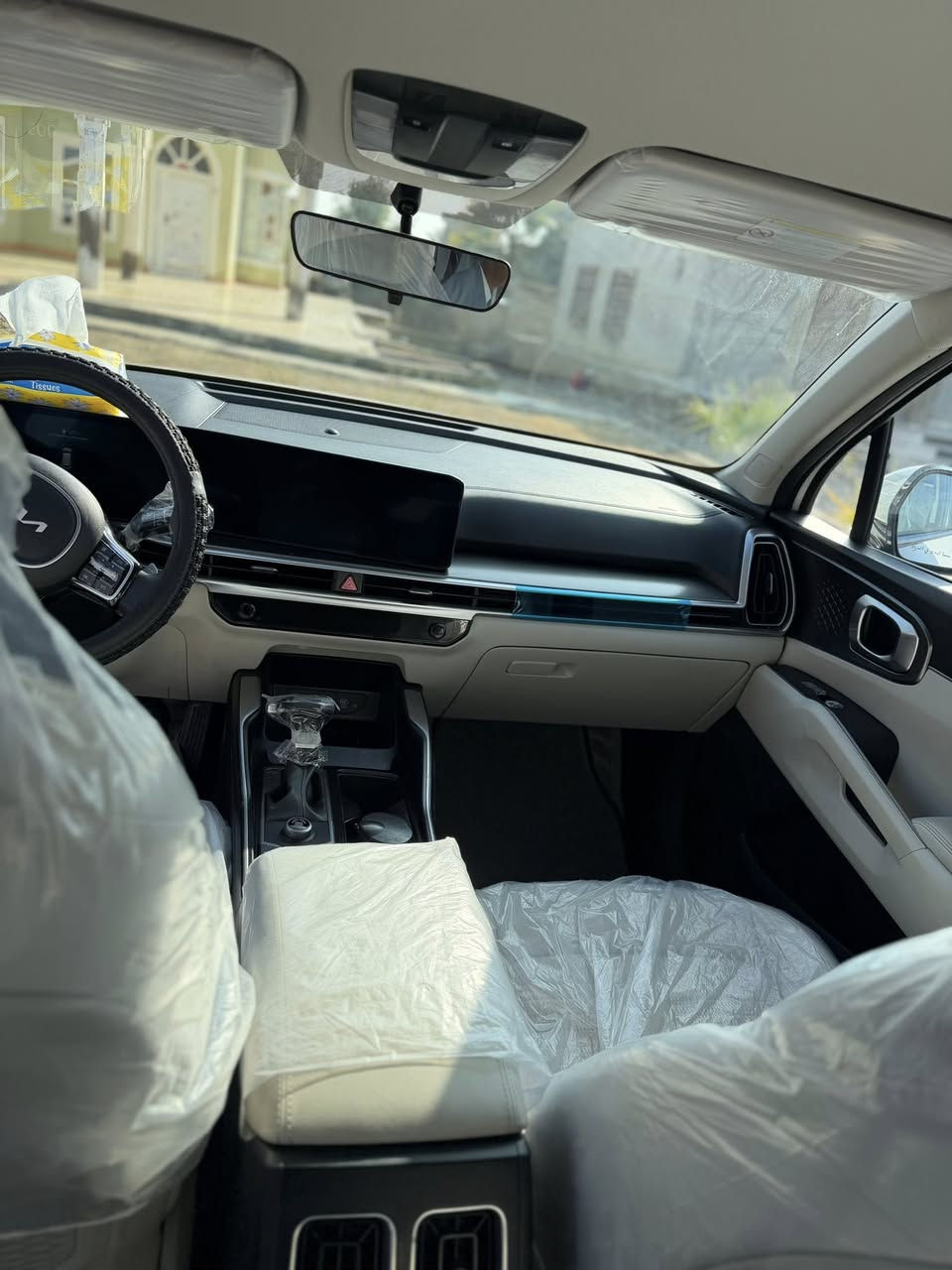 سورينتو 24 مكفوله كفاله عامه
نص مواصفات وسعرها مناسب بيع مستعجل 
واتساب مفتوح 

***********
