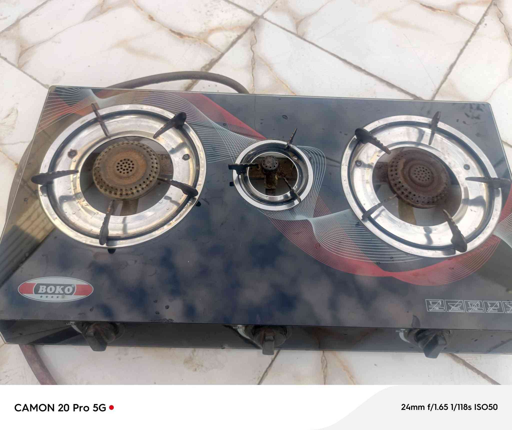 سلام عليكم طباخ جديد استعمال اسبوع الله شاهد نضيف و يخبل گدامكم ابو الجدحه سعره 25 و بيه مجال قليل الله يشهد ماخذينه ب 39 الف مكاني دوانيه مركز رقم ***********
