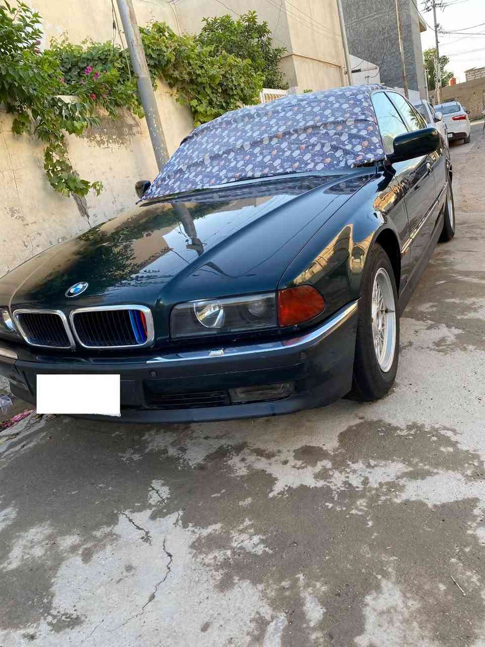 للبيع  /BMW /E38/740i /1998/V8
السياره بحالة الشركه لاضربه ولا صبغ ولا تبديل 
جديده او احله من الصور  فول مواصفات كشنات خزن اربع تحكمات تحكم ستيرن سلايد فتحه سقف جنطه شفط حساسات امامي خلفي شاشه كامره خلفيه جاهزه للاخير كير مكينه حداديه بل شرط 
تجي واحله من الصوره رقم بغداد السياره بحالة الوكالة 
سعر 105 اني مكلف بل نشر. رقم صاحب السياره 
*********** مكان السياره بابل حله
