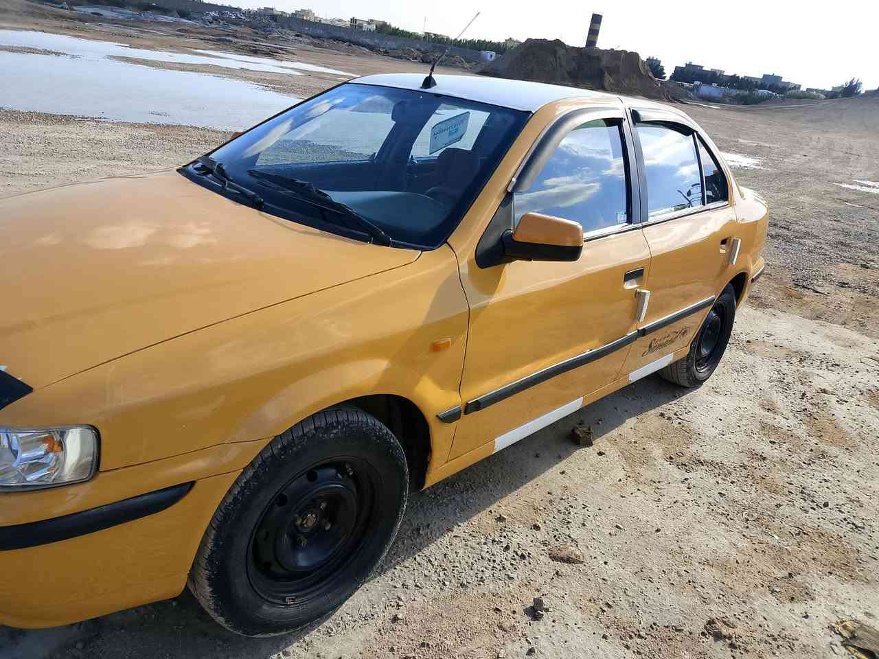 سلام عليكم تحياتي للجميع
سمند 2011 رقم بغداد انكليزي تحويل مباشر 

كفالة كير ومحرك تخم تاير وحدادية جديدة غرفته جديد 
2011 ناطقه

كفالة كص وحادث وتعمير وخياس كفالة 

مصفره هيئه وغرامات  

تبريد شغال 

كهربائيات شغاله 

سعر 33$

***********

*********** واتساب فقط 

المكان بغداد بوابه الكاظميه
