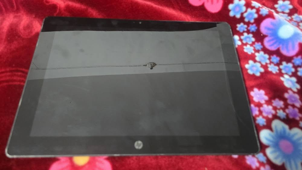 السلام عليكم

لابتوب مذكور اسمه مستعمل شغال 100% ما بيه اي اعطال بس ما بيه الكيبورد اللي يجي وياه (لمس ما يشتغل ما اعرف ليش اعتقد مشكلة سوفتوير مو هاردوير) 

السعر قيم واذا يعجبني انطيك اياه.

واتساب فقط *********** حلة, بابل
