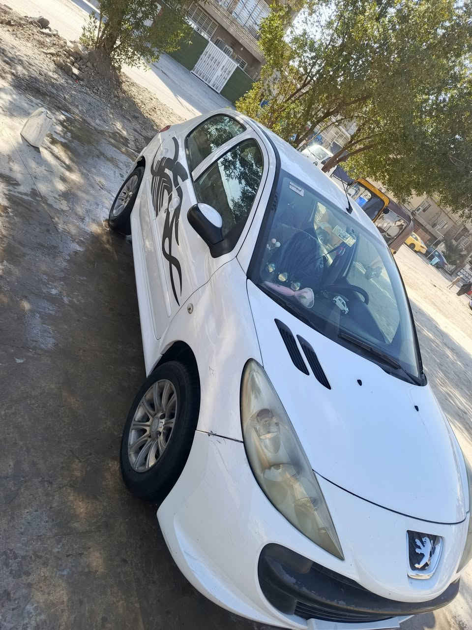 السلام عليكم
بيجو فرنسي البيع 206
مديل 2012
السياره خير من الله
كير مكينه صدر. تخم تاير
ترايك وين متريد
السعر 50وبيها مجال 
***********
وتساب ***********
