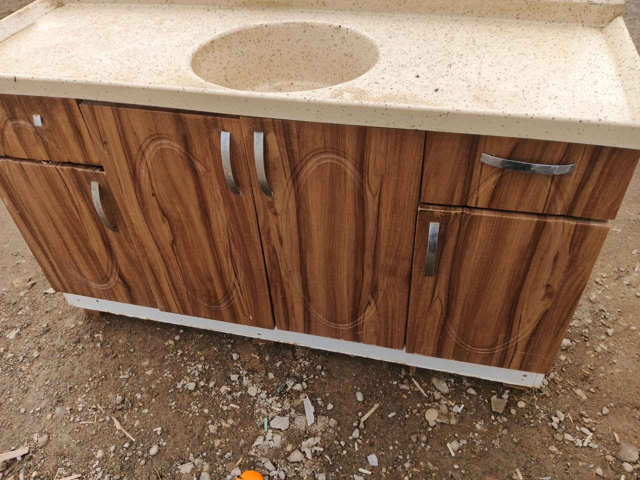 غراض مستخدم نظيف بسعار مناسبه شراي يتصل ***********...
