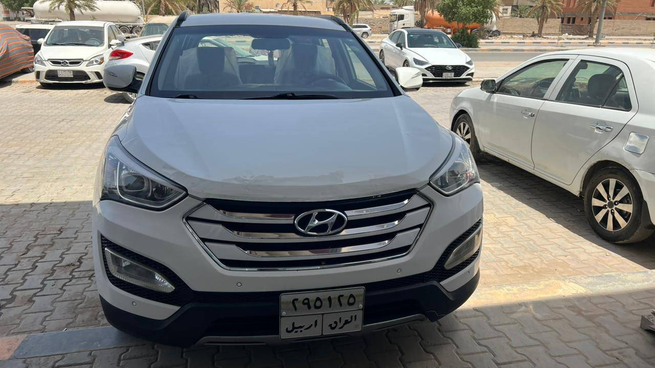 سلام عليكم سنتافي موديل ٢٠١٣ خليج محرك اربعه سلندر مواصفات سيارة اسبعه راكب ثلث  قطع تبريد حساس خلفي سياره مراي شفط سياره جاهزه من كلشي رقم رابيل سياره بدون حادث فقط بارد وسونار مرافق منشور سعر ١٣٢ وبيه مجال قليل ***********
