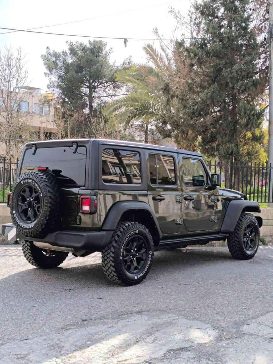 کــــــوردی 
تەنها فرۆشتن بە نقد 
Jeep Wrangler willys 
جيب رانگلەر وايلس
مـــۆدێل / 2021
مواسفات /  شاشە ، کامیرە ، حەساس 4×4 , رادار ، ئۆتۆستۆپ
مەکینە / v.4 چوار پستۆن 
2.0 تۆربۆ 
 بێ ئێڕباگ ، بێ ناوگرتن 
بێ سبوغ 
( 121) هەزار  کم چووە
سەنەوی نوێیە 

نـــــــرخ  (( 26500$  )) 

ناونیشان هەولێر
 پەیوەندی واتساپ  

عربي 
فقط بیع نقد 

Jeep Wrangler wilsy 
 جيب 
مــــــــودیل/2021
مواصفات/ كاميرة ، حساس ، دبل اكسل ، رادار 
محرك /  v.4 اربع سلندر
2.0  توربو
بدون ایرباك ، بدون دواخل
بدون صبغ 
۱۲۱,۰۰۰ كم ماشي 
سنوية جديدة  

سعر   (( 26500 $  )) 
عنوان اربیل ، للاستفسار أربيل, العراق


**إذا كنت صاحب هذا الإعلان وتريد حذفه لأي سبب، رجاءا أرسل رسالة إلى الدعم الفني**