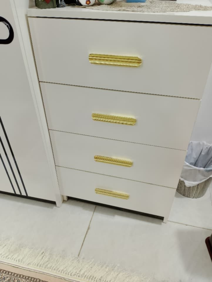 غرفه ٨ قطع اخت الجديده كامله اي نقص مابيهه وله ضرر السعر مليون وبيهه مجال


**إذا كنت صاحب هذا الإعلان وتريد حذفه لأي سبب، رجاءا أرسل رسالة إلى الدعم الفني**