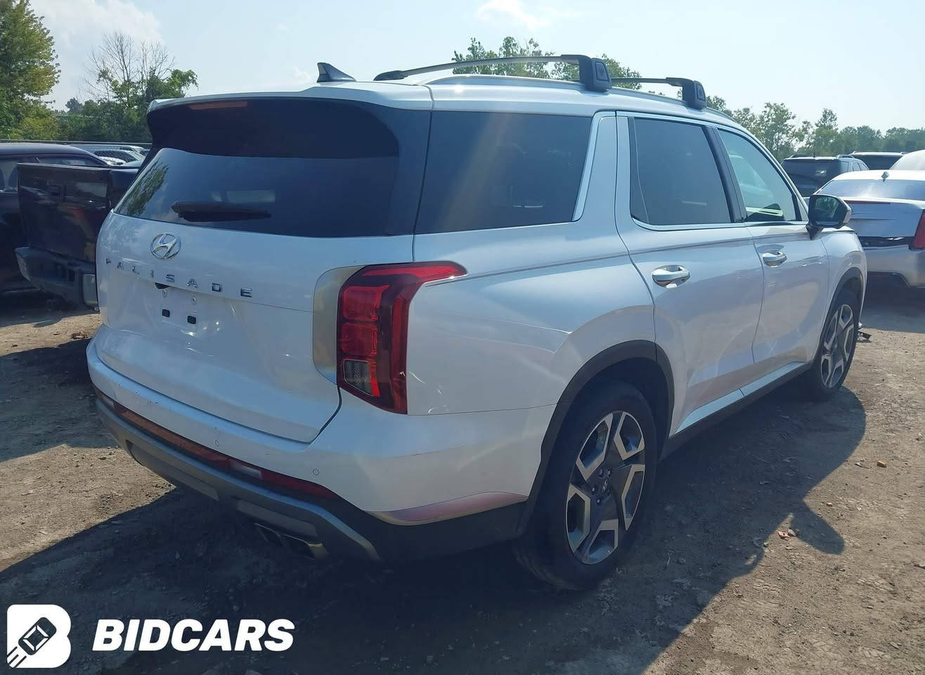 السلام عليكم 
هيونداي بلسايد 2024 فول موصفات
سيارة حالياً بل طريق تاريخ الوصول 3/19 توصل ميناء البصرة  
سيارة ماشية 14 الف فقط فل مواصفات 5 كامرات كشن جلد حار بارد تشغيل عن بعد جنطة كهرباء كشن خزن ميموري لايت زنون
مكاني ناصرية ابيعك واصل للميناء 
سعر 240 وبية مجال بدون كمرك بدون تصليح 
***********
