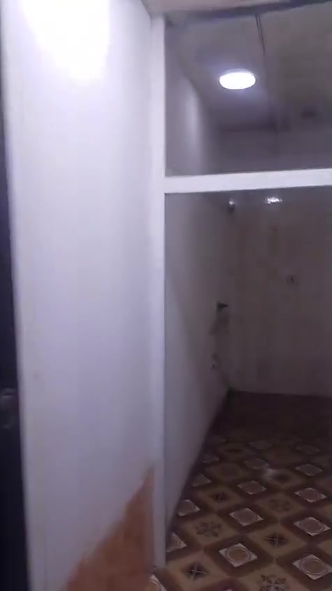 السلام عليكم
دار للبيع طابقين 
طابو صرف
مساحة ٩٠م
القادسية الثانية
قرب متنزه السلام
السعر ٧٥ قفل
***********
***********
مكتب الراشد للعقار
القادسية الثانية فرع جامع الهدى
