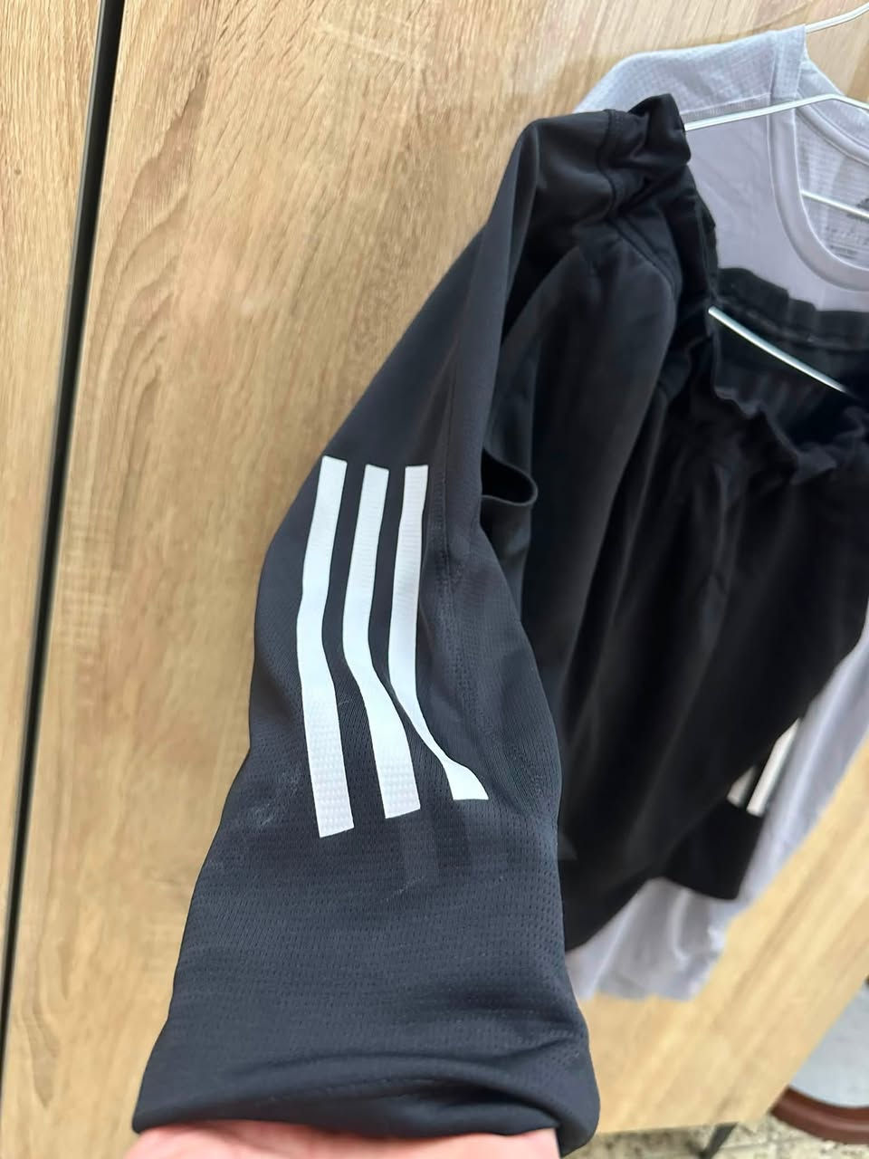 adidas 
حديث غير مستخدم 
ترهيم 
القياس L


**إذا كنت صاحب هذا الإعلان وتريد حذفه لأي سبب، رجاءا أرسل رسالة إلى الدعم الفني**
