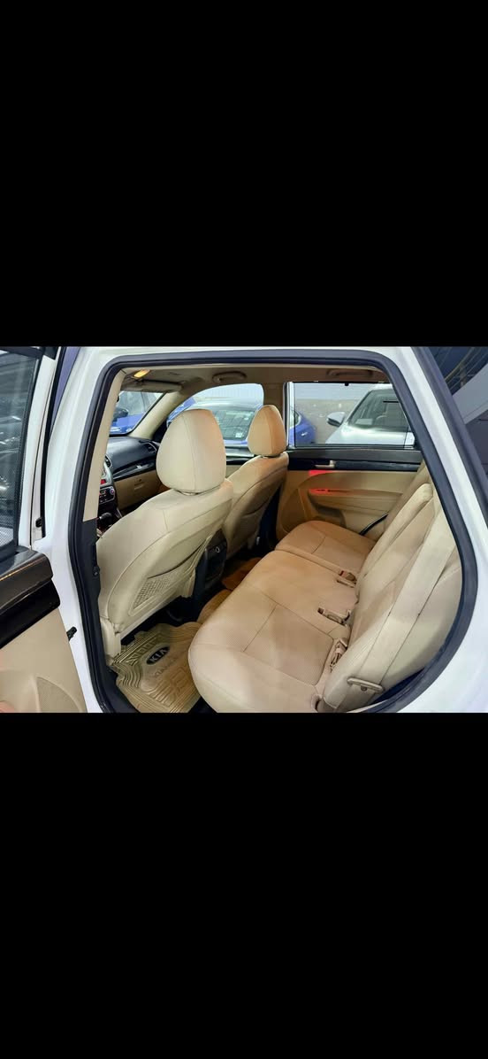 كياسورينتوموديل
موديل 2014

سيارا مكفوله كفاله عامه

ماصافات سيارا فول فول ماعدابانوراما

مكينه دوش ٢٤  شريكت بخيت سيارا

سيارا بسماتين

ماشي ١٣٤ خقيقي الف

مكان سيارا اربيل شارع ١٠٠ داخل معارض

واتس اب فايبر موجوده

***********
