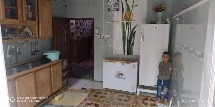 دار  للبيع 100 متر .. مربع 12x8 .. طابو صرف
حي ميسان .. قطاع 84 الشريط …… صب كونكريت مسلح

يحتوي على طابقين :
-الاول : غرفة وصالة واستقبال ومطبخ
وصحيات داخلية وخارجية .. ومكشوفة وطارمة

-الثاني : غرفتين .. وصالة

السعر 112 مع المجال ..D
للأستفسار *********** واتساب أيضاً موجود
