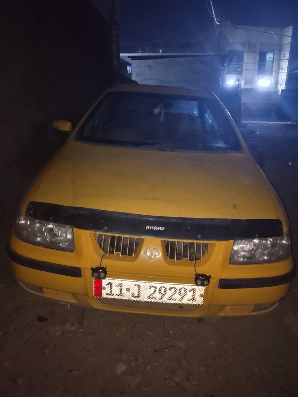 سمند موديل 9 شقاله مابيها شي 
مصفره بسمي  رقم بغداد نكليزي مكاني بغداد  تسقيط 15 ورقه 
‏‪***********‬‏
