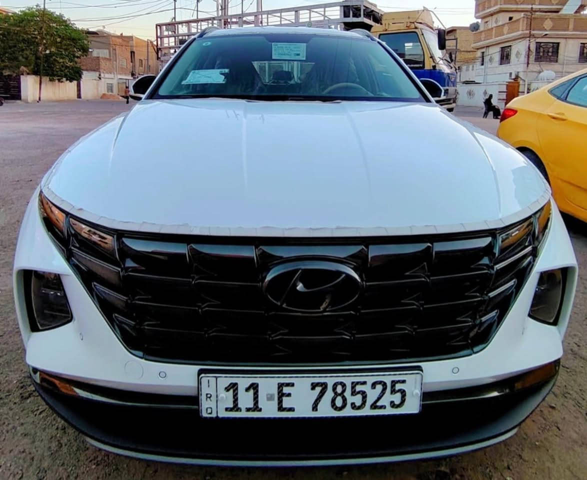 توكسان 2022 خليجي. الشركه الاولى
ماشية 29الف كم. محرك 2000 دوش. رقم بغداد الجديد.

السيارة جديدة وكفالة مكينة وگير وحدادية، وشرط السونار.

المواصفات 🔰فول عده الفتحه

بصمة تشغيل 2 + تشغيل عن بعد .

شاشة كبيرة + كاميرا خلفية.

 تحكم ستيرن +مرايات شفط مع لد 

 بردات ابواب خلفية.+ شاحن وايرليز.

حساسات خلفية وامامية.

بصمة ابواب + ترحيب +هاند بريك دكمة.

مثبت سرعة + ثلاث انظمة قيادة.

2 كرسي كهربائي الأماميات+ مداخل شحن 12v

لايت دوار عند الاستدارة + تشغيل عن بعد + لد ضبابي .

تبريد قطعتين. +توقف ذاتي 

والمواصفات الأخرى المعروفة. 🔻

السعر 190$ ، للبيع فقط بدون مراوس.

📍 مكان السياره / بغداد. 

للتواصل: غير متواجد فيسبوك.اتصال أو واتساب فقط.

📞 على الرقم ***********
