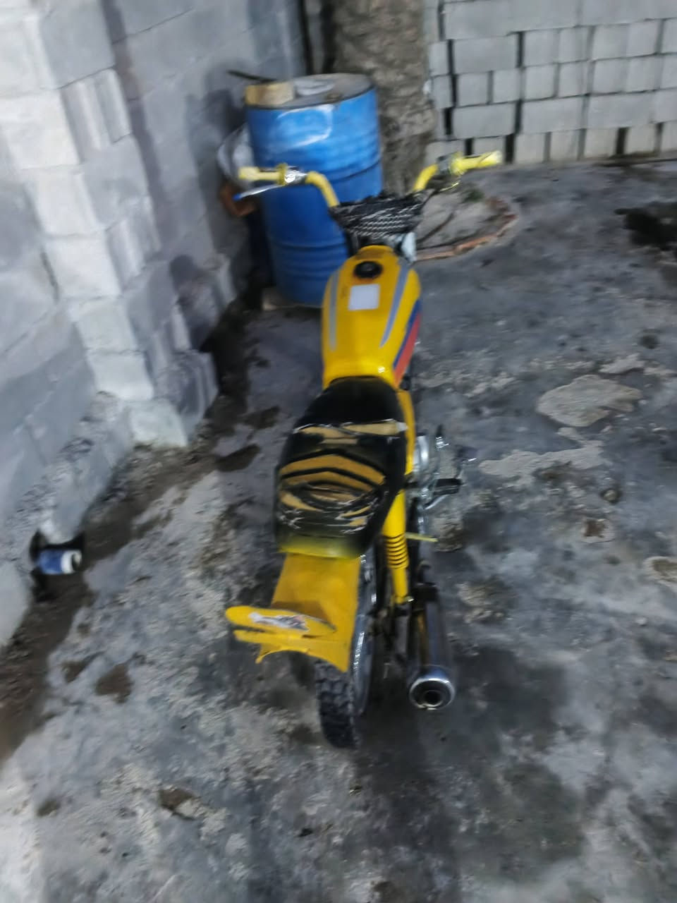 السلام عليكم دراجه للبيع الموديل 19 تايجر 300 وبيها مجال البكان ديالى ***********
