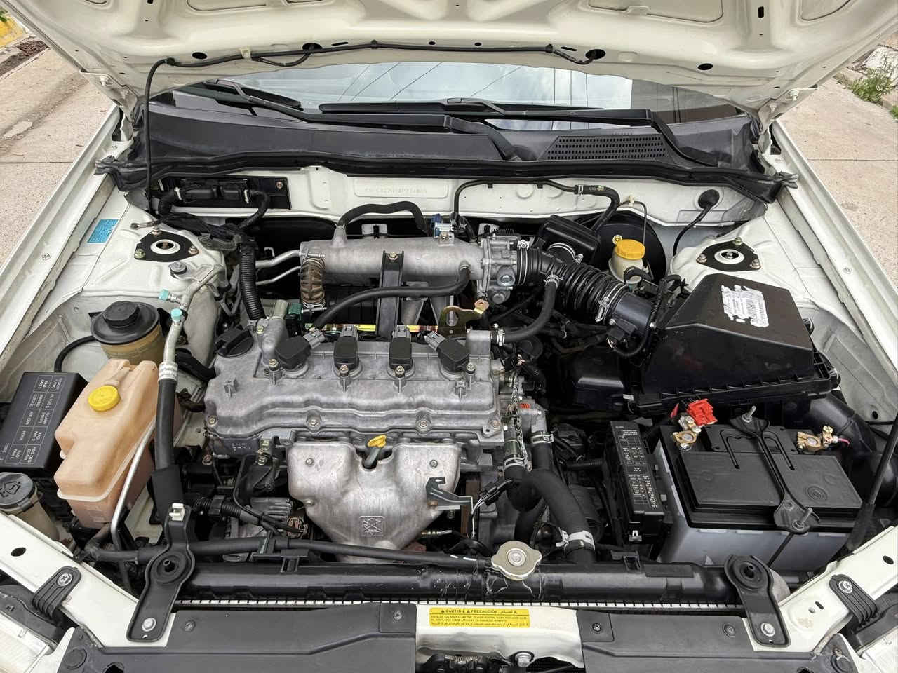 سيارة نيسان صني 2010 
شرط كير محرك صدر امامي خلفي جاهزها اربعه تايرات جددت ماشيه 121 سياره على وضع شركة اسبير شركة منازل بيها كارت بل جاملغ وبارد واحد وباقي كفاله عامه من كلشي سعر 117
***********
