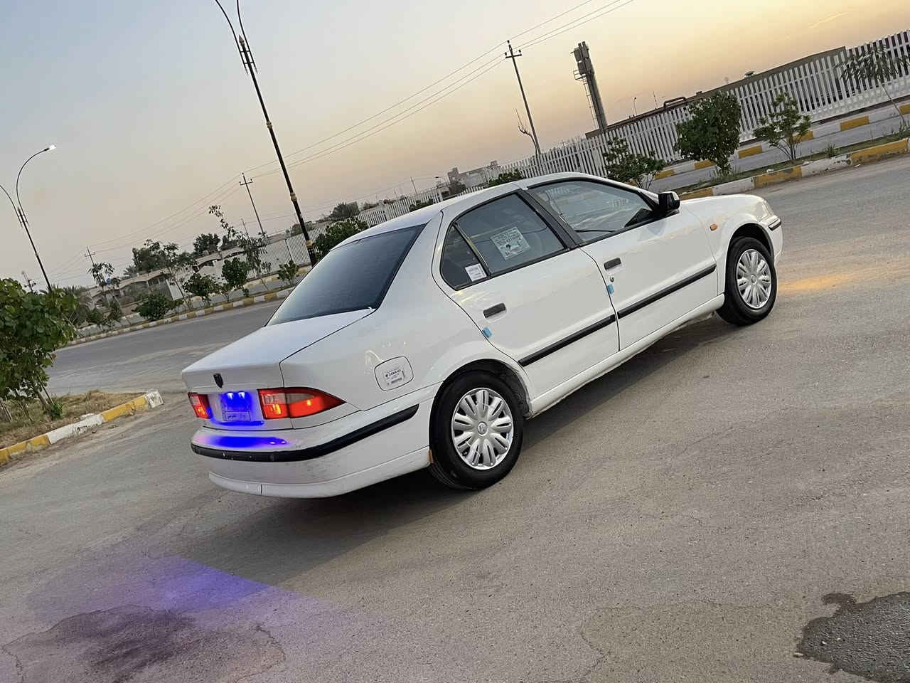 السلام عليكم 
سمند ٢٠١٣ مكفوله من ضربه وتبديل وصبغ عدا دوس 
جاهزه مكينه وكير عشرط تبريد شرط ثلج 
حماوه ربع ثابته كهربائيات عام شغاله 
حداديه وتخم تاير جاهزه ماتذب عليه الف 
سياره جاهزه من كلشي وتراي وين مايعجبك 
سعر ٤٦ سياره كلش نضيفه وبلاديه 
*********** 
مكان سياره بناصريه اسكان صناعي
