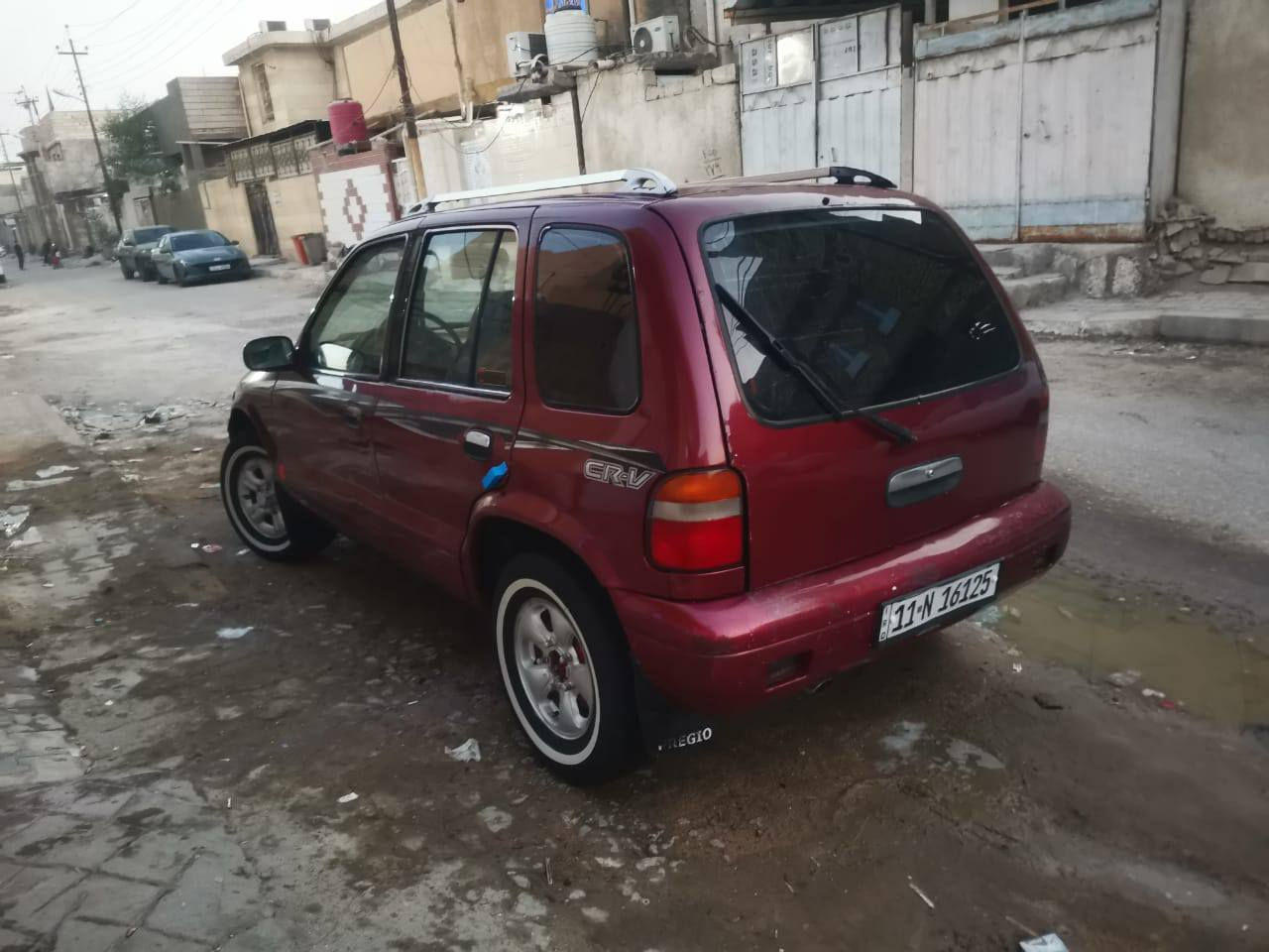 سلام عليكم
كيا اسبورتج موديل ٩٣ مكينة وگير عادي ابلاد سيارة حلوة 
رقم بغداد انگليزي المالك ابغداد 
ويريد تحويل مكان السيارة بصرة 
السعر ٣٣ 
***********
