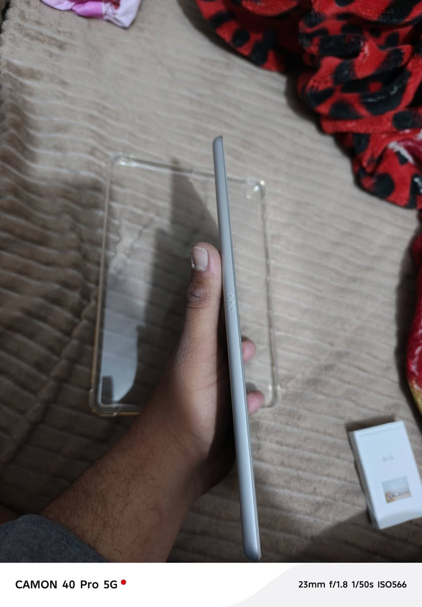 ايباد 7 جهاز نضيف جدا بطاريه 93 بل حاسبة ذاكرة 128 رايدة 170 وبيه مجال بسيط مكاني بغداد ***********
