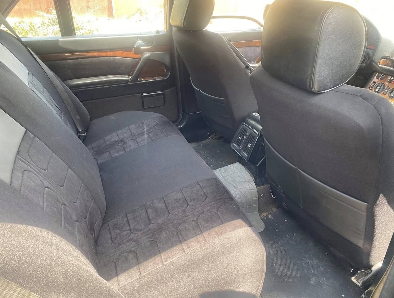 وين ميعجبك افحص 

 للبيع شبح 92 
محرك بلاد تابوت ٦ - كير بلاد - التبريد ثلج - حدادية ناعمة تخبل - دبل جام كهربائي - دبل فيت بم - سبير السيارة موجود ونضيف

- مكفولة من الكص مكفولة من  الضربة

رقم انكليزي جديد صلاح الدين والسنوية باسمي شرط المداور نتكاتب ونسوي عقد مروري بنفس اللحظة  

 -  السيارة صبغ عام بسبب جراد واذا تريد الصور موجودة  قبل الصبغ صبغتها بسبب جراد بالقمارة واذا تشوف الصور تكول حرامات صابغها لأن مو ذاك التأثير القوي 

السعر 78 
عنواني النجف الاشرف تريد تفاصيل اكثر اتصل على الرقم ***********  غير متواجد على الفيس اتصال او واتساب
