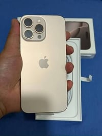 آيفون ١٦ برو ماكس • بطارية ٩٨ • مستخدم قليل