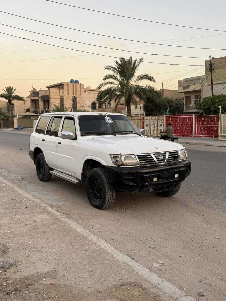 سلام عليكم نيسان باترول 2003مزاد وزاره داخليه 
مكينة 4500بلادي 
ادامة كاملة على منظومة البانزين 
باتري جديد 
منظومة مال تبريد كله جديد ثلج 
كير ✯ ؏ـٱډʊ̤  
4*4شغال وكامل 
تخم تاير جديد 
لايت زنون 
السعر 63بيهة مجال للطبيبين
مكان سيارة بغداد البلديات 
للاستفسار ***********
