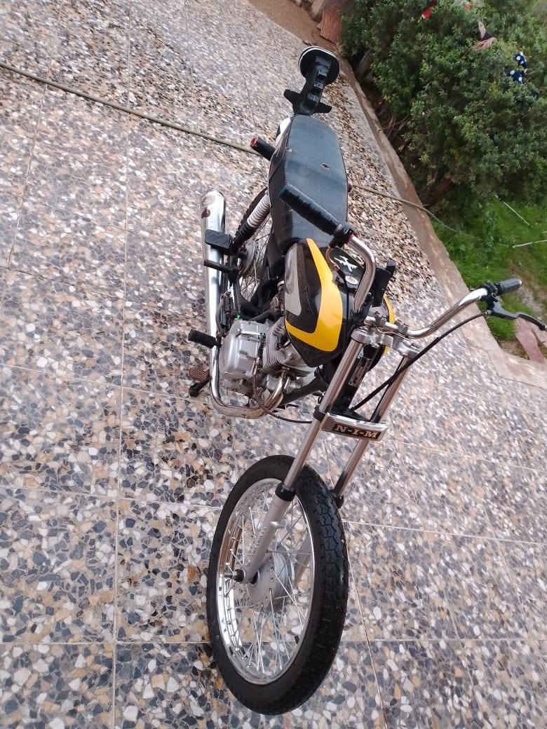 مره خصت الادمن المحترم هاي دراجه للبيع  مال حربكه وتعليك دراجه شغاله ومضمونه لا تبخير ولا تنقيص ولا اي عطل بس شغل واطلع انسه توكفك بالشارع  سعرهه 350 وبيها مجال عنوان بغداد المدائن ***********
