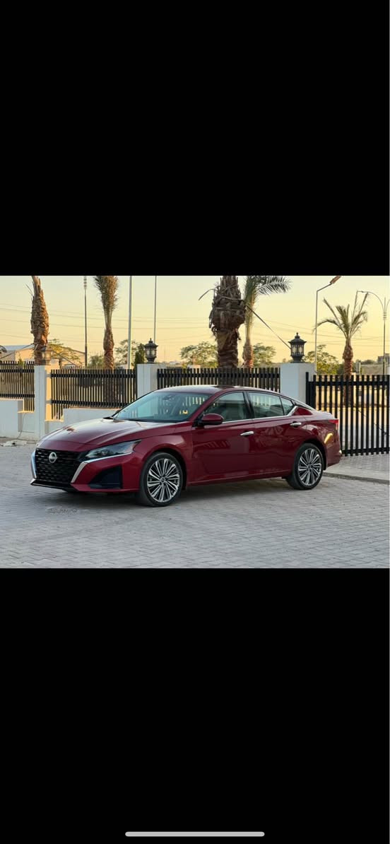 𝐍𝐈𝐒𝐒𝐀𝐍 𝐀𝐋𝐓𝐈𝐌𝐀-𝐒L
                                             شكل جديد موديل 2023
                                             السعر140$مجال بسيط
‎اللون : ماروني
‎عداد المسافة :19 الف ميل
‎حجم المحرك : 2.5L ( 4,سلندر )
‎ملاحظة السيارة : بوند جملغين امامي صبغ 
‎المواصفات : SL
‎فول فول مواصفات 1/1
‎ فتحه سقف
‎ ابواب بصمة
‎بصمة تشغيل
‎وايرلس 
‎خمسه كامره 
‎تشغيل عن بعد (Remote Start)
‎شاشة ایباد
‎كاميرا 360
‎اوتو ستارت Auto Start
‎اوتو ستوب Auto Stop‎
‎رادار امامي (تحديد مسار)
‎رادار جانبي  (نقاط عمياء)
‎رادار خلفي (التحذير من الاصطدام)
‎حساسات امامي
‎حساسات جانبي 
‎حساسات خلفي 
‎نظام : Eco
‎نظام : Normal 
‎نظام : Sport
‎كشنات جلد
‎كشنات كهربائي
‎كشنات خزن+ميموري
‎كشنات دفئة
‎تحكم استيرن 
‎استيرن دفئة 
‎تبريد لمس
‎تبريد مركزي  
‎لايتات ليد زيننون 𝐋𝐄𝐃 
‎بكلايتات𝐋𝐄𝐃   بيلادي 
‎بعد هواية مواصفات…‏‎
‎‏ WhatsApp - Vibir
☎️***********
                                                اربيل كاليفورنياكارس أربيل, العراق
