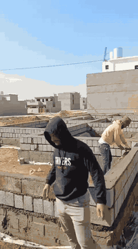 اعلان مكتب الهندسة اني مقاول ابني الهيكل 100متر طابق واحد ب10مليون طابقين هيكل 100متر ب19مليون 150متر طابق واحد هيكل ب15مليون ب28مليون نستقبل كل المساحات والترميم المواد حديد الفا او ماس سمنت بادوش توسيع بلوك درجه اولا رمل كنهش اي استفسار مرجعت المكتب الكائن في حي التعليم او الاتصال *********** او ***********
