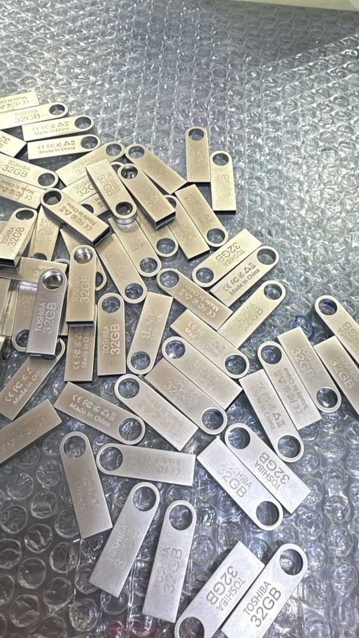 يتوفر جميع اكسسوارات الالعاب الكترونيه


**إذا كنت صاحب هذا الإعلان وتريد حذفه لأي سبب، رجاءا أرسل رسالة إلى الدعم الفني**