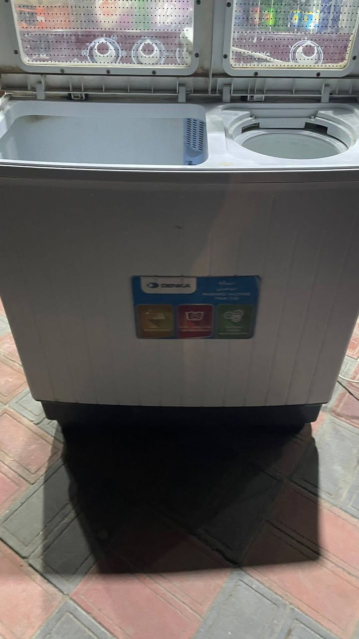 غسالة دنكا نضيفة غسل وتنشيف
سعر 100 وبيها مجال قليل
*********** حجم 20 كيلو كربلاء, العراق
