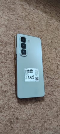 انفنكس هوت 50 • ٢٥٦ • مكفول