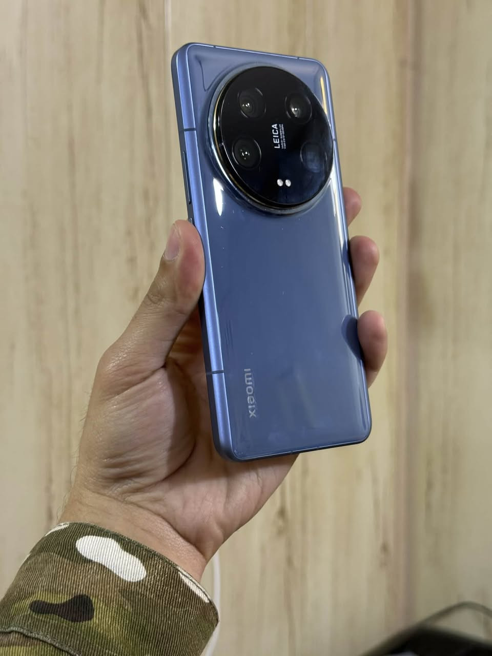 شاومي 14الترا جهاز مستخدم قليل 
ذاكره512
شاشه 120هرتز
كاميرا 200+
معالج سناب دراجون Gen3
معروفه مواصفاته جهاز قوي 
سعر الجهاز 725 ألف مع كامل ملحقات 
مكان رمادي شارع السينما 
***********
