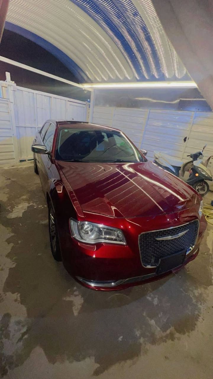 السلام عليكم
سيارة للبيع اوباما 2015 فئة C

كلين ماشية اقل 60 ميل 

فتحة سقف بانوراما 

دواخل جلـد اسود 

سيارة جديد مواصفات كاملة 

تخم تاير جديد ويل مكسيكي 

دخول كتاب ضباط رقم بغداد 

*********** الرقم الاستفسار. 
تحويل مباشـر 🤍.
