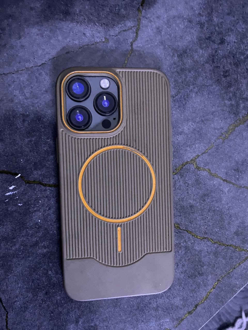 سلام عليكم آيفون ١٤باب ثاني 
اخوان إجهاز مال كشخه 
مال خابره دبل سيمكات 
سالسته حلوه 
عيبه فقط ضهره مكسور 
سعر ٦٠
مكاني كوكوك حي عسكري 
***********
