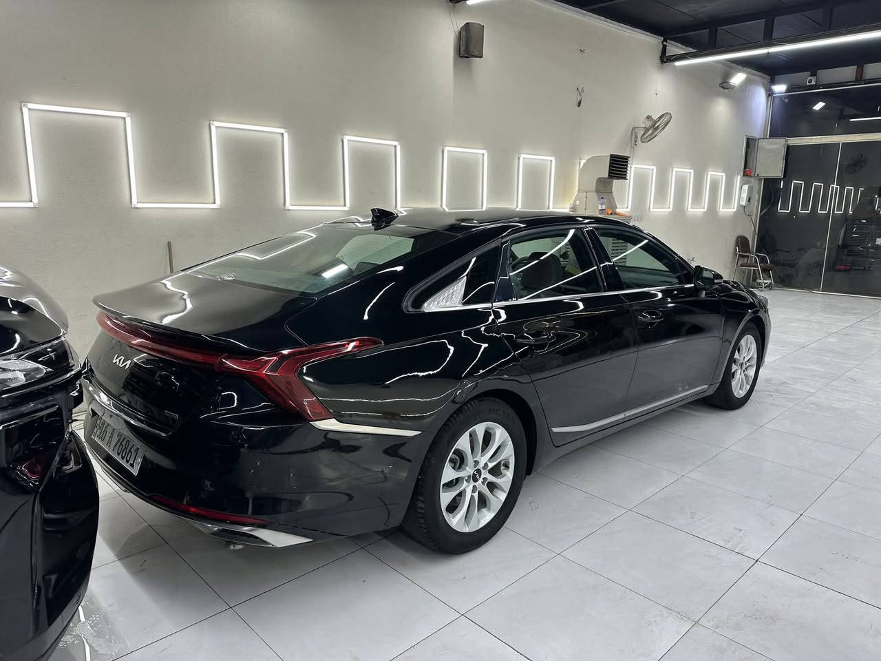 كي ٨ موديل ٢٤ ماشيه ٣٠ الف معوقين قادسيه فول مواصفات عدة الفتحه بيه ضربه بل جنطه السعر١٧٥ وبيه مجال الاتصال على الرقم *********** مكان السيارة ديوانيه
اذا مراوس اراوس
