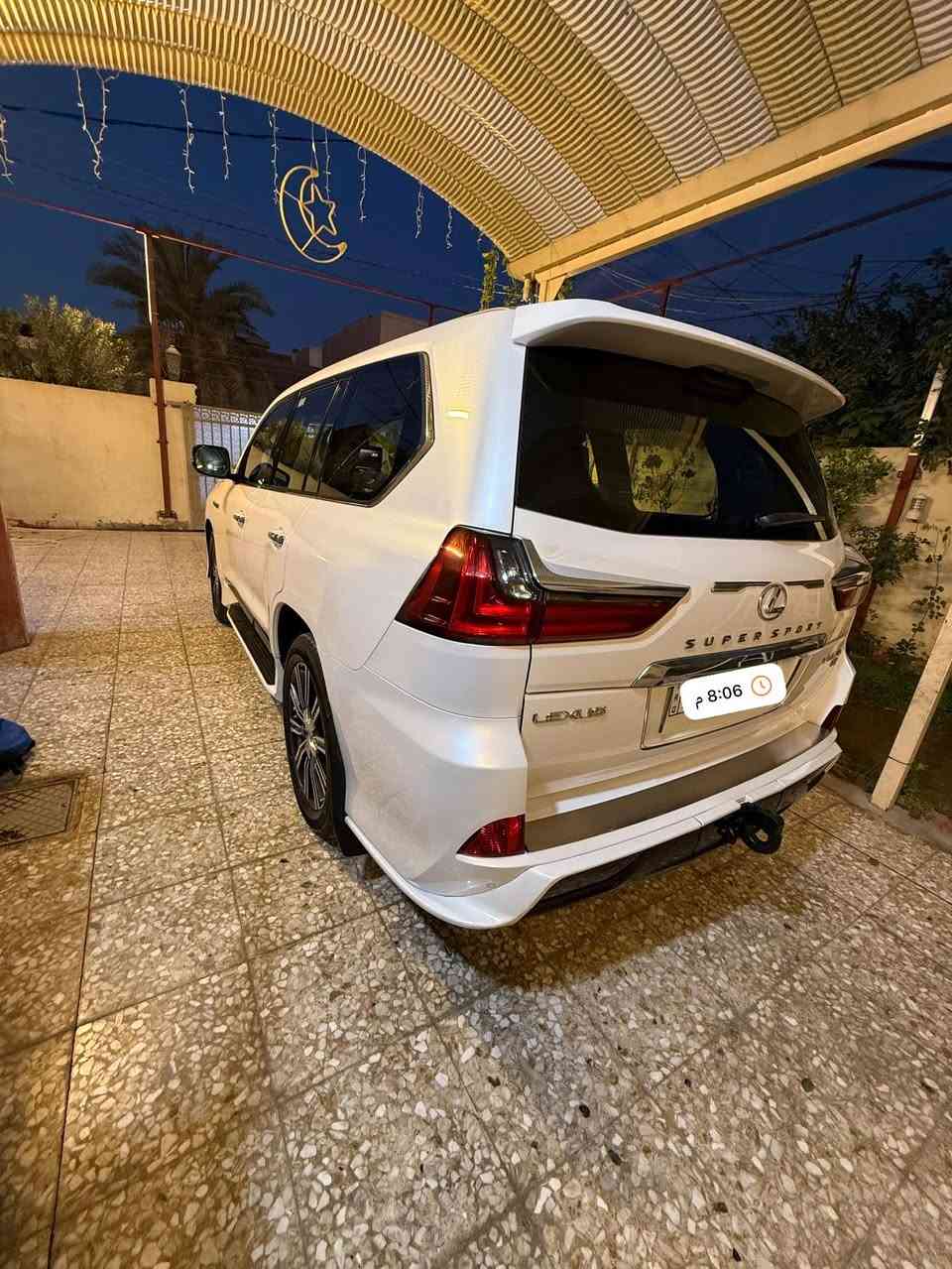 السلام عليكم
Land Cruiser Lexus Sport S 2019 
فول مواصفات 1/1 كفالة من الصبغ والتبديل والتعديل 
السيارة بأسمي تحويل مباشر 
رقم بغداد وهزة جديدة  السيارة نظيفة جدآ 
ماشية :-75 الف كيلو متر حقيقي  
السعر :- 725 $ بي مجال بسيط 
العنوان / بغداد المحمودية 
للاستفسار الاتصال ع /   ‭0751 557 2981‬/ ‭0771 110 0653‬
