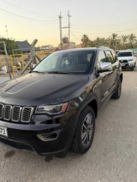 جيب موديل ١٩ ماشيه ٨١ وارد امريكي موصفات فول لمتدد 2ويل  سياره تجي تكل...