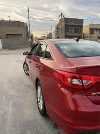 سوناتا 2017 حادث بنيد فقط جديده السياره نضيفه ماشيه قليل مابيها نقص 07...