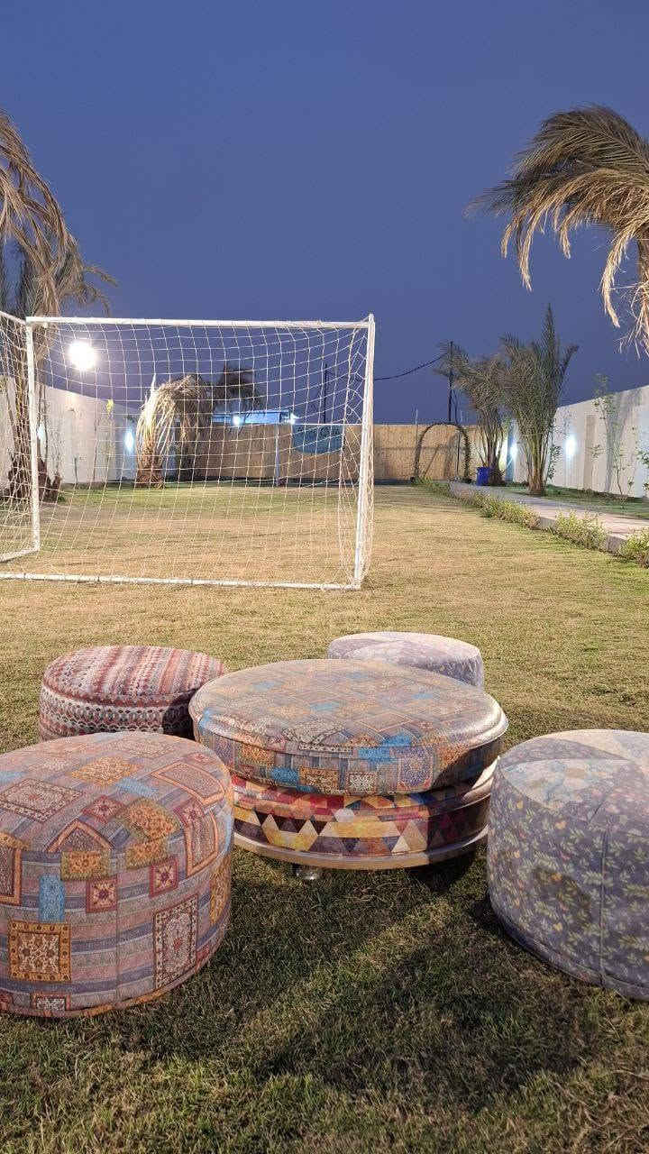 السلام عليكم
للبيع
مزرعة جاهزه من كل النواحي و حاليا دتتأجر نص دونم سند ٢٥ شارع الكاميرات مقابل بسماية . معروضة للبيع  ***********
