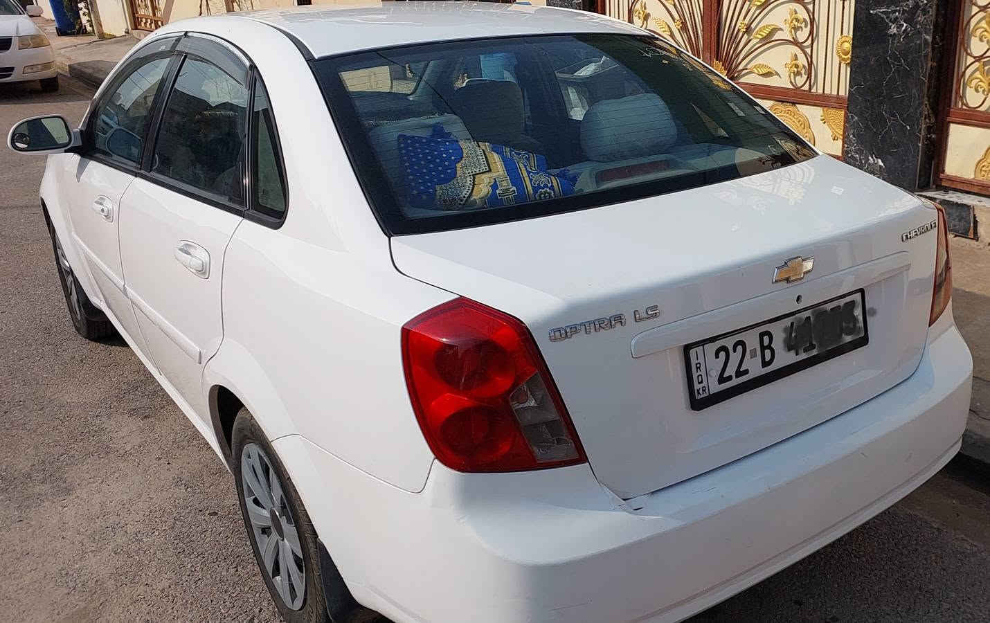 أوبترا موديل 2008 سياراة كولش نضيفة 
كير توماتيك كير ومحرك وتبريد بشرط 
ضرر قطعتين صبغ  بلا دواخل 
سيارة رقم أربيل تحويل وكالة بشرت  سعرها بلاش 73 وبيها شوية مجال عليها غرامة 170 ألف ينزل من السعر مكان السيارة زاخو الشراي يتصل *********** وتساب كورك زاخو, دهوك
